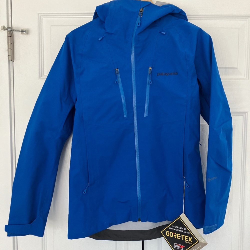 NWT Patagonia Women’s Triolet Gortex Jacket